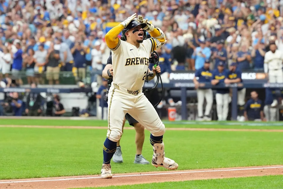 William Contreras brings a complete package to the Brewers, and Milwaukee’s NLCS edge rests on it