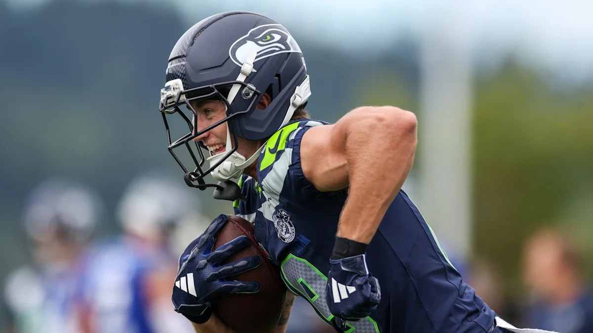 Jake Bobo injury labeled a “serious knee injury” after joint practice with Titans