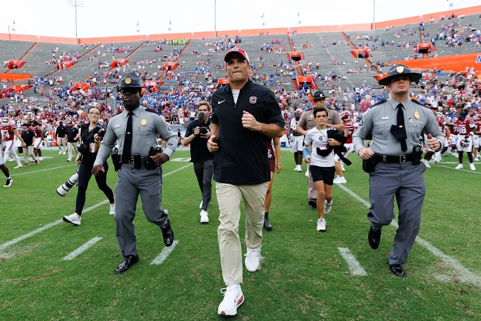 Shane Beamer’s Gamecocks cool one SEC hot seat heading into the next stretch