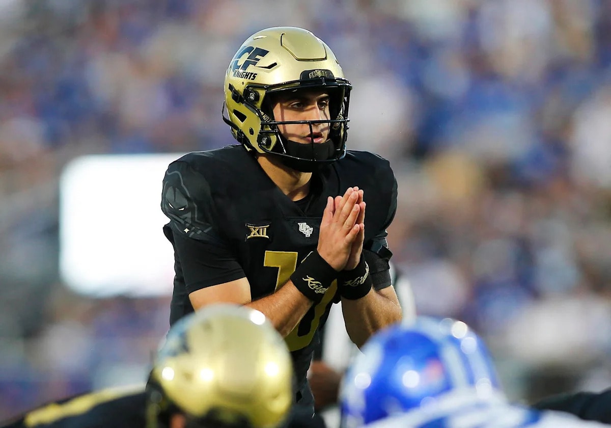 Stanford’s QB depth picture begins behind Davis Warren, as coach sets Week 0 starter for Hawaii