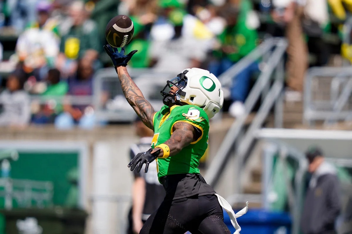 Koi Perich says Oregon WR Evan Stewart stands out in fall camp, as Stewart prepares to return after a long absence