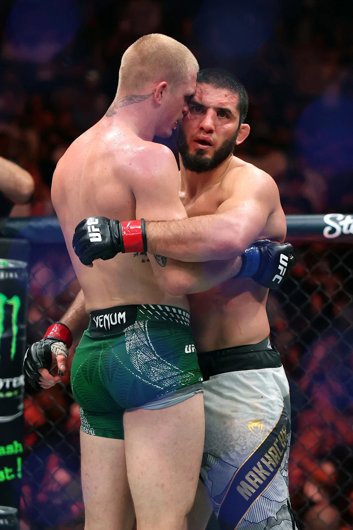 Belal Muhammad sides with Dana White: “What’s with this hugging?” after UFC 330 title fight