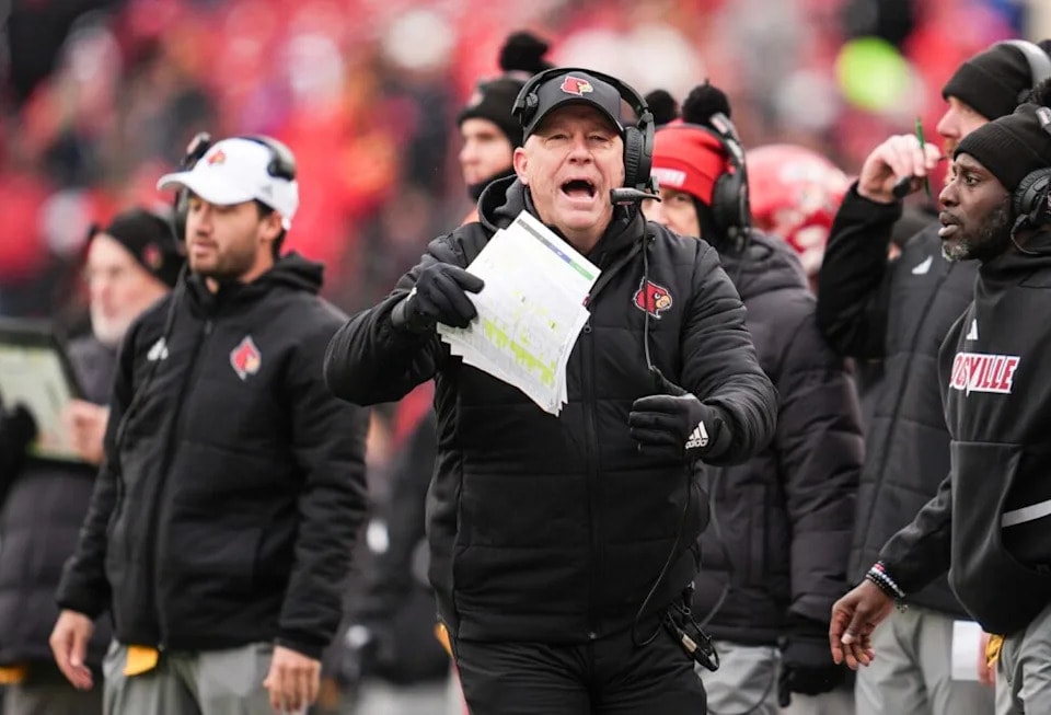 Lincoln Kienholz is expected to play Friday as Louisville faces Florida State in a must-win setting