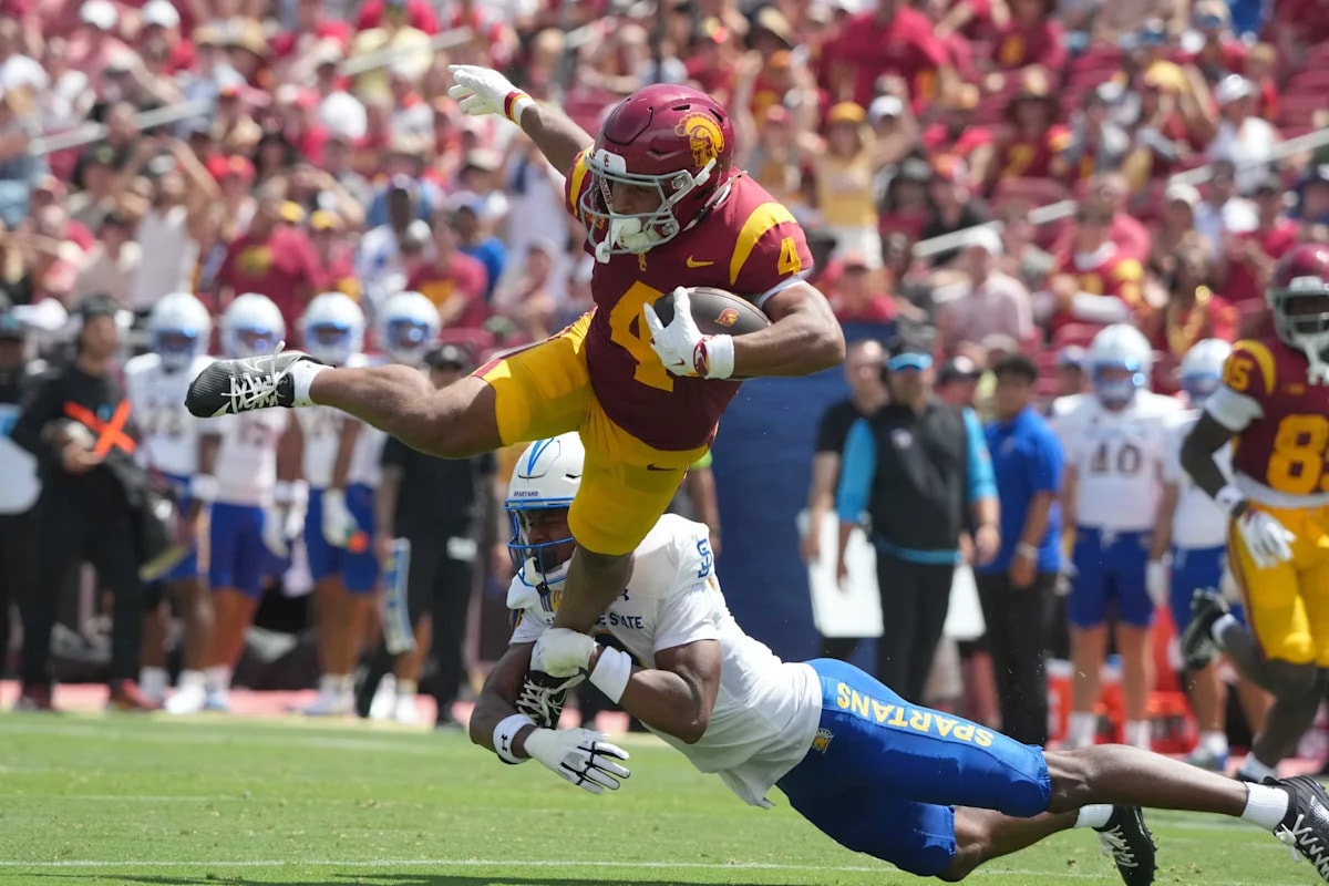 USC debut sparks attention as Trent Mosley, brother of Texas WR Emmett Mosley V, turns in big outing