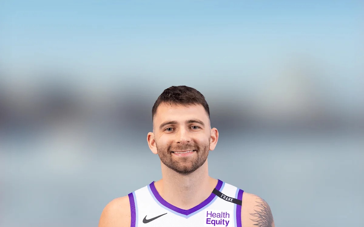 Timberwolves expected to hold onto Cody Williams, clear salary room with a Konchar waive-and-stretch