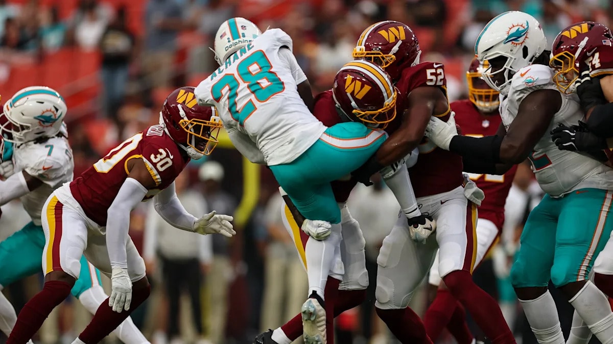 Jeff Hafley clarifies he was joking when discussing a 40-touch plan for De'Von Achane