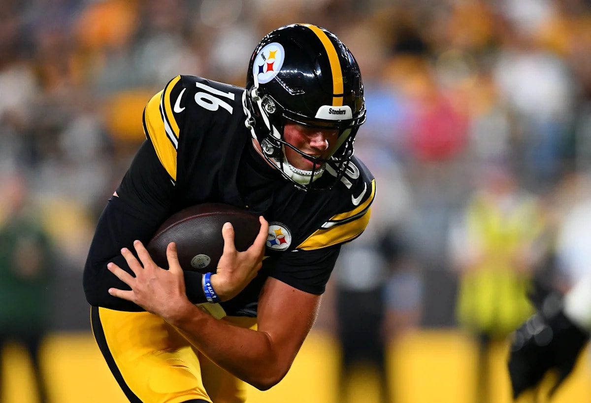 Allar and Howard bolster case for Steelers to carry four quarterbacks