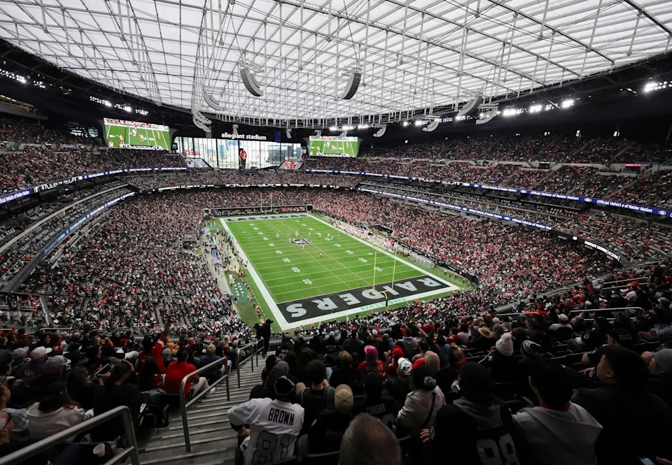 Chiefs fan guide tackles the 2026 schedule’s best (and most annoying) road trips