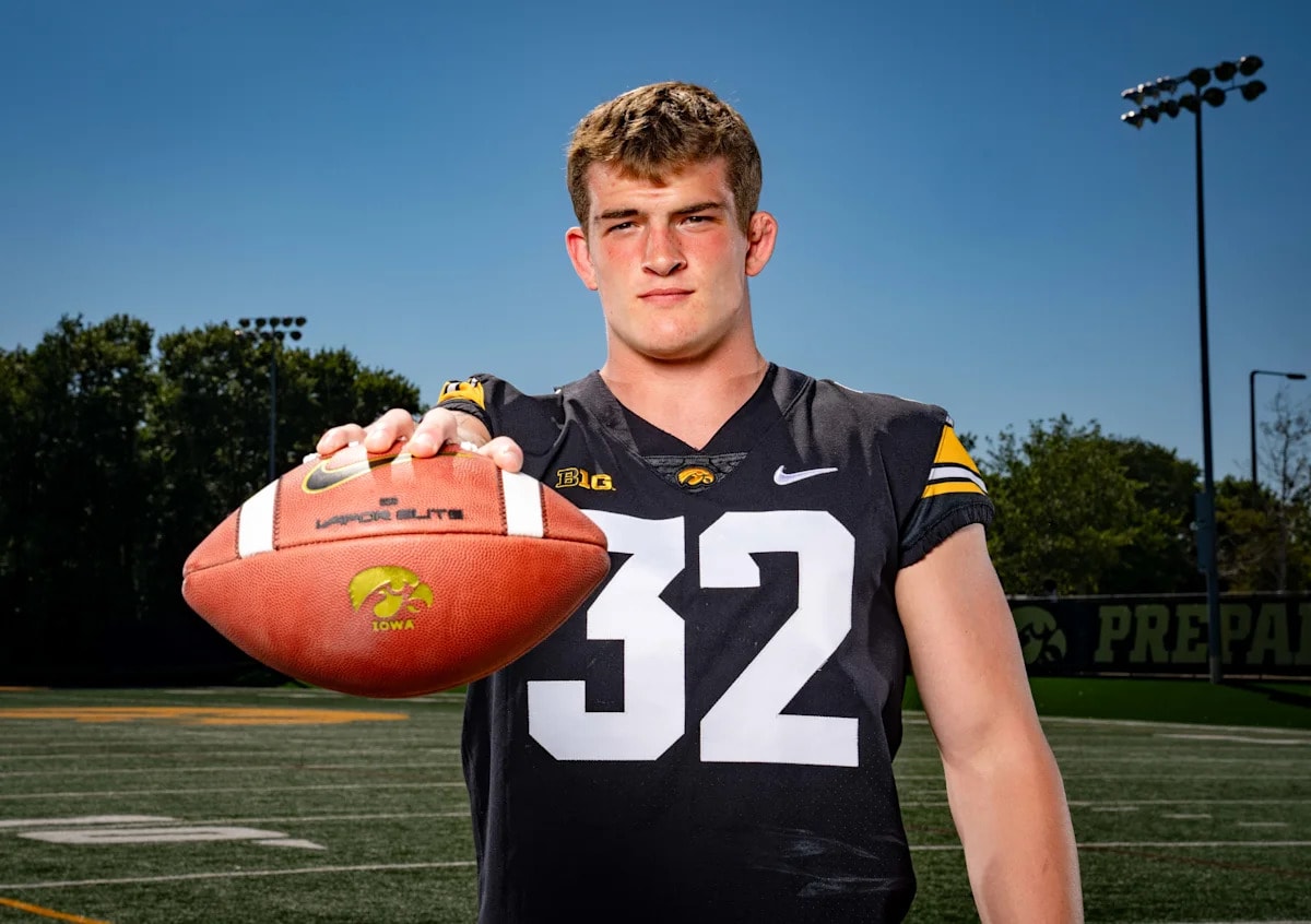Iowa football coach Kirk Ferentz updates futures of Terrence Smith and Ben Kueter
