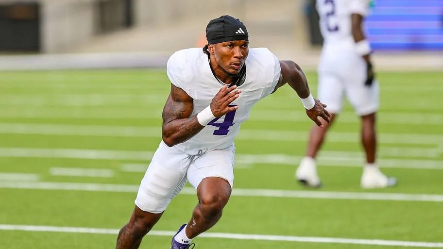University of Washington scrimmage highlights a shorthanded defense that still controlled the tempo