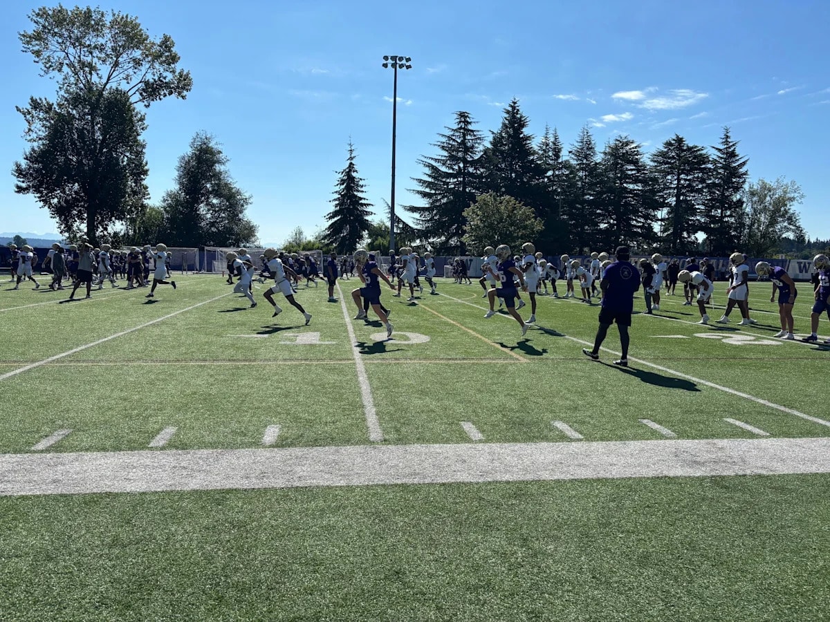 Washington Huskies quarterbacks turn in standout day during fall camp practice No. 5
