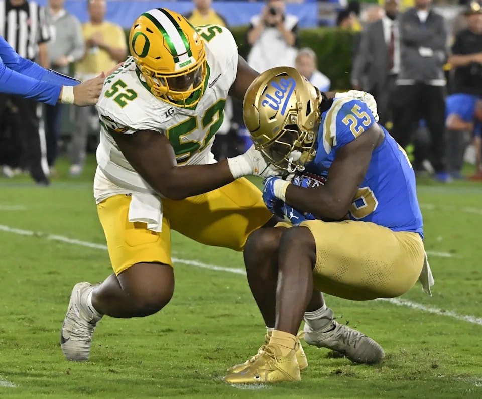 Score-forecast season arrives in Eugene, with Oregon again framed as a playoff contender