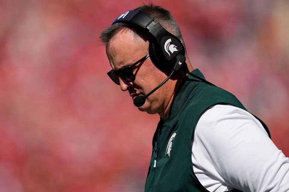 Pat Fitzgerald rips officiating after Michigan State’s controversial-late sequence in loss to Illinois