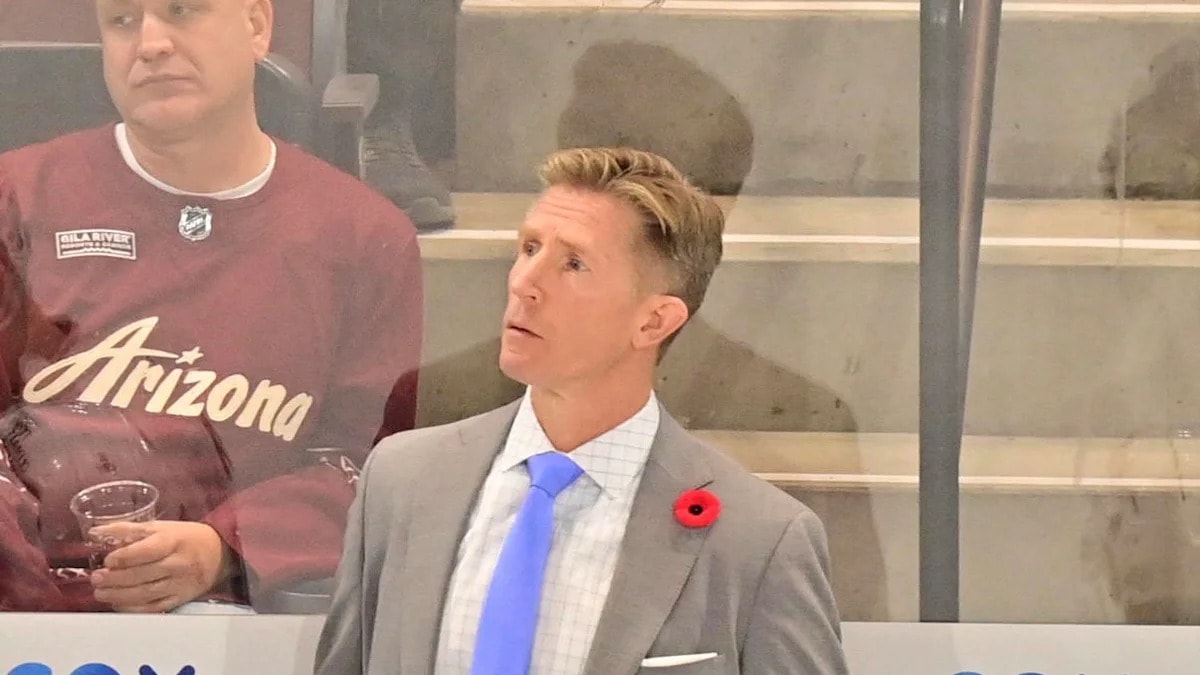 Report: Avalanche assistant Dave Hakstol nearing deal to become Arizona State interim head coach