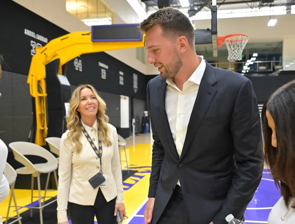 Buss siblings’ Lakers ownership pivot moves Jeanie Buss out of governor role as family sale price hits $12.5 billion