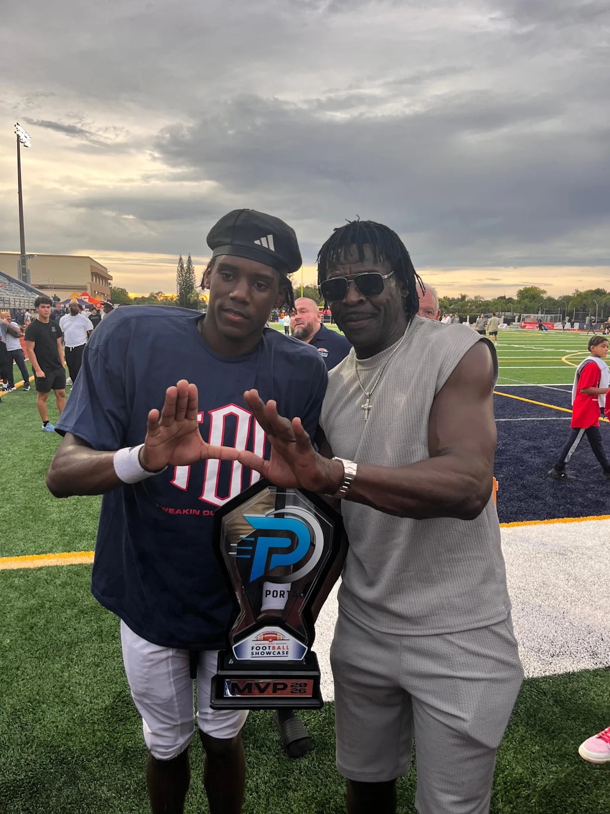 A'Mir Sears fuels Christopher Columbus’ upset of No. 1 Bishop Gorman
