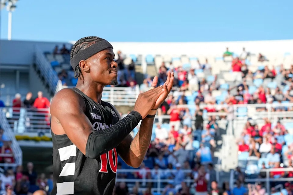 Cincinnati Bearcats notch 79-68 exhibition win over Ohio State, an early test that still says more about process than results
