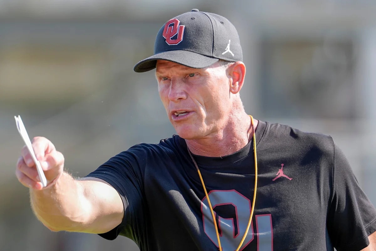 Oklahoma extends Brent Venables through 2031 as Rick Neuheisel lauds the head coach ahead of 2026