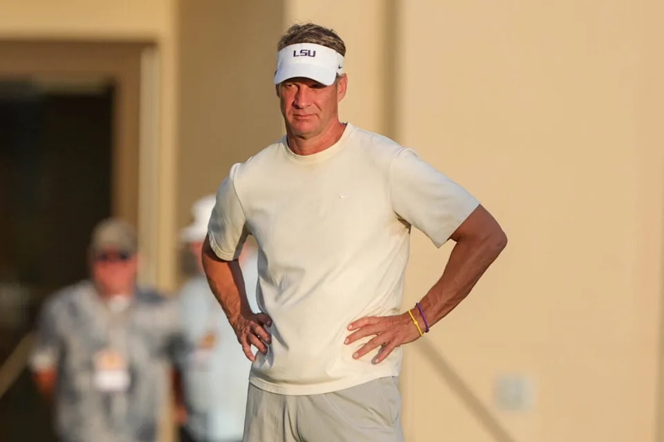 Brian Kelly’s warning sets the tone for Lane Kiffin’s LSU standard: banners, not momentum