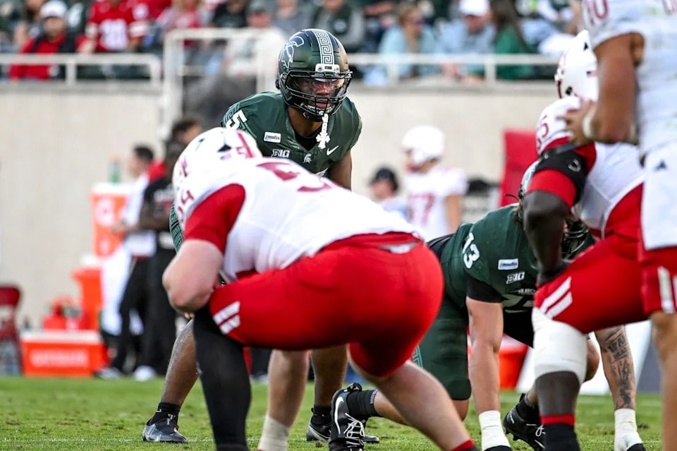 Michigan State gets Jordan Hall back for Illinois, a boost to the Spartans’ linebacker corps