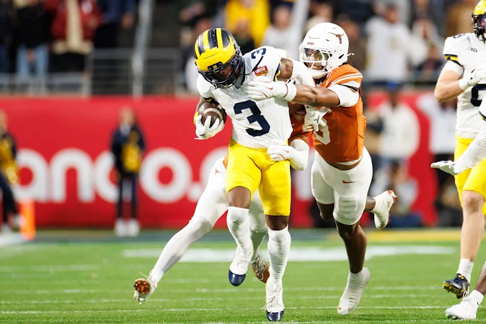 Michigan’s return-game approach prioritizes impact players, even after “a few setbacks” in camp
