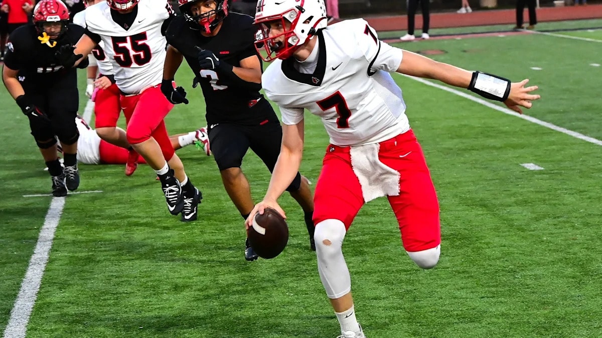 Brandenburg’s Week 8 surge powers rout of Blanchester 69-18