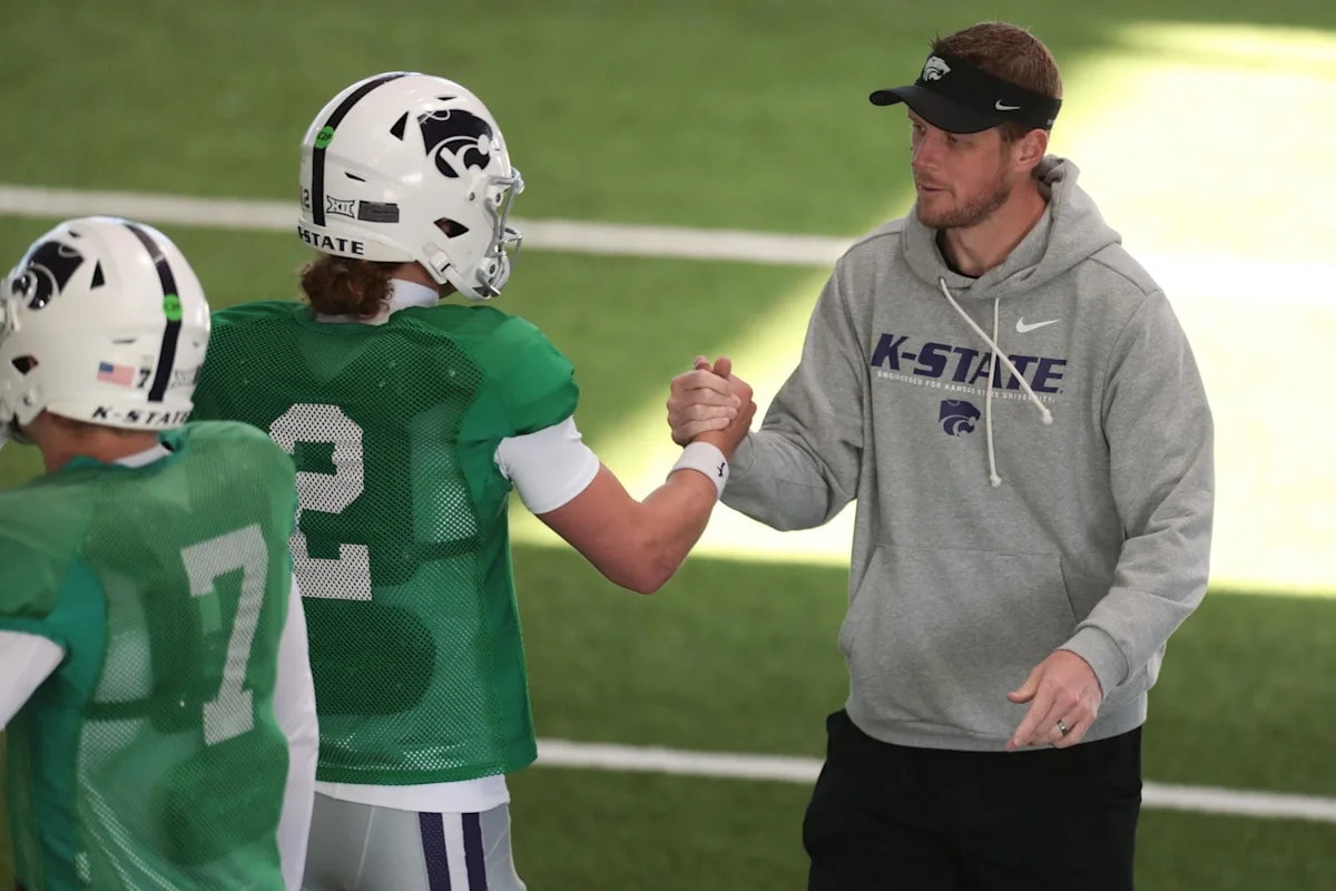 Kansas State’s Collin Klein gets his latest quarterback development test with Avery Johnson