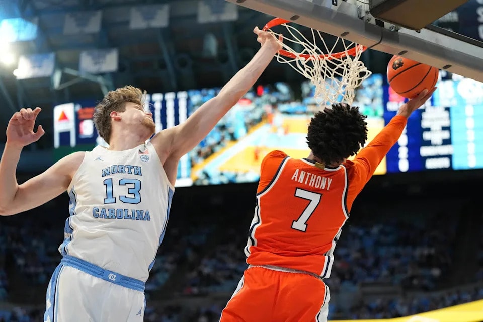 Syracuse tries to climb back into the NCAA Tournament picture under Gerry McNamara, though national skepticism lingers