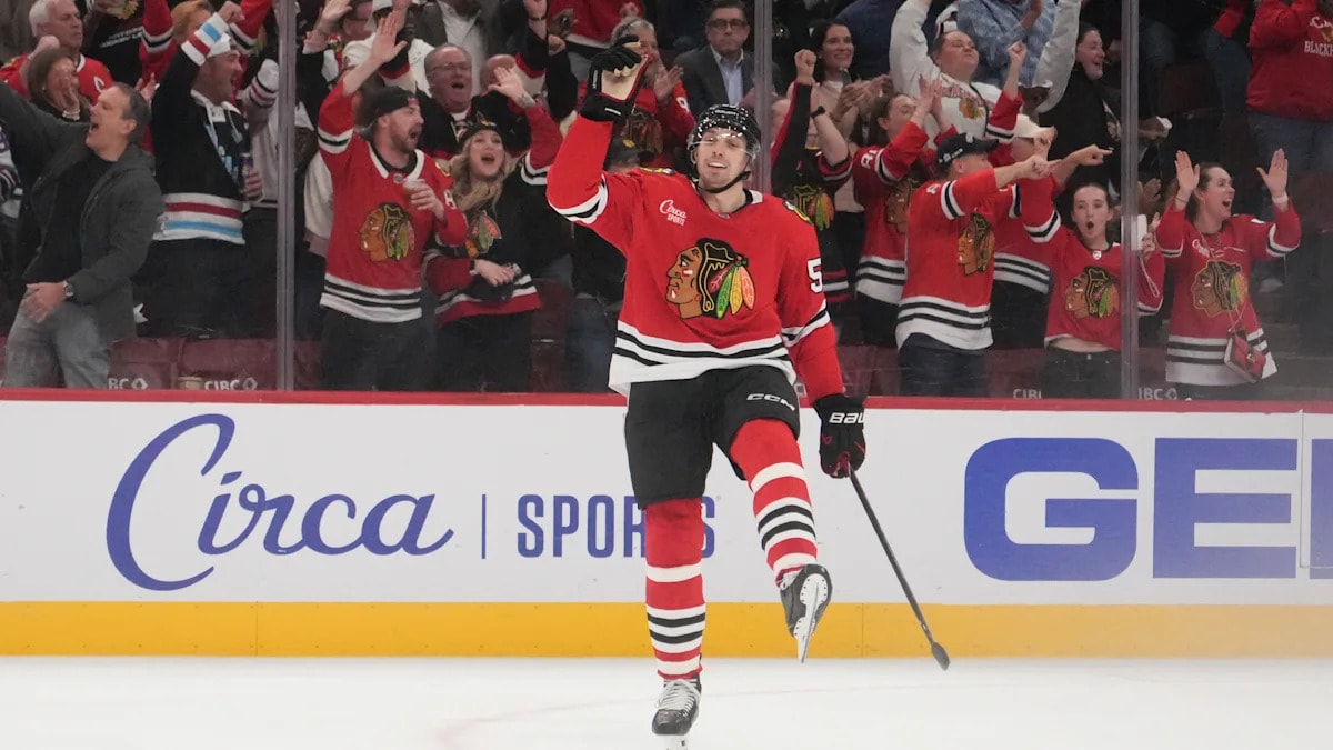 Rinzel and Frondell strike in second period as Blackhawks hold off Blues 4-2 in Kane’s Chicago return