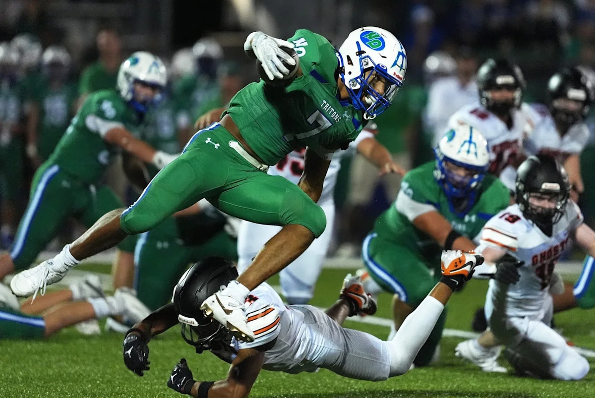 Wisconsin 2027 recruiting class spotlight: a running back averaging 455 yards and six touchdowns a game