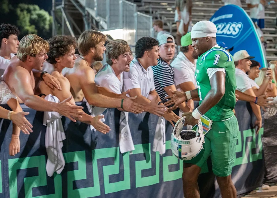 UWF opens Division I era with a 34-31 upset of No. 16 Southern Illinois