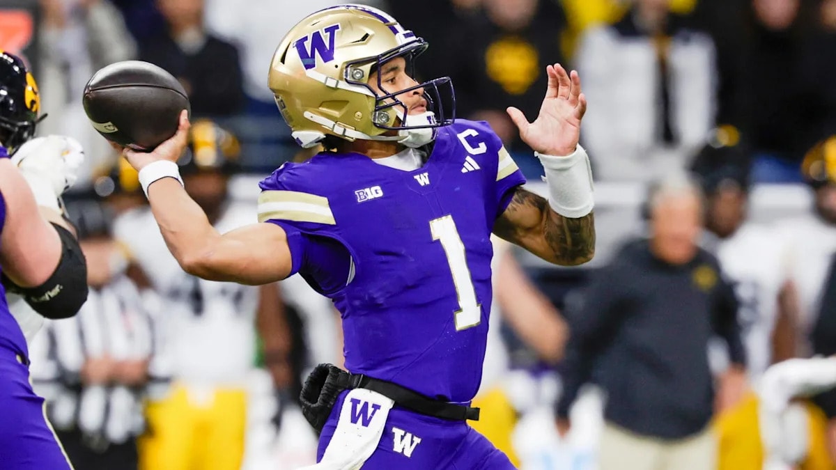 Demond Williams Jr. Leaves Washington-Iowa After Shaking-Up Setback, Brown Takes Over After Halftime