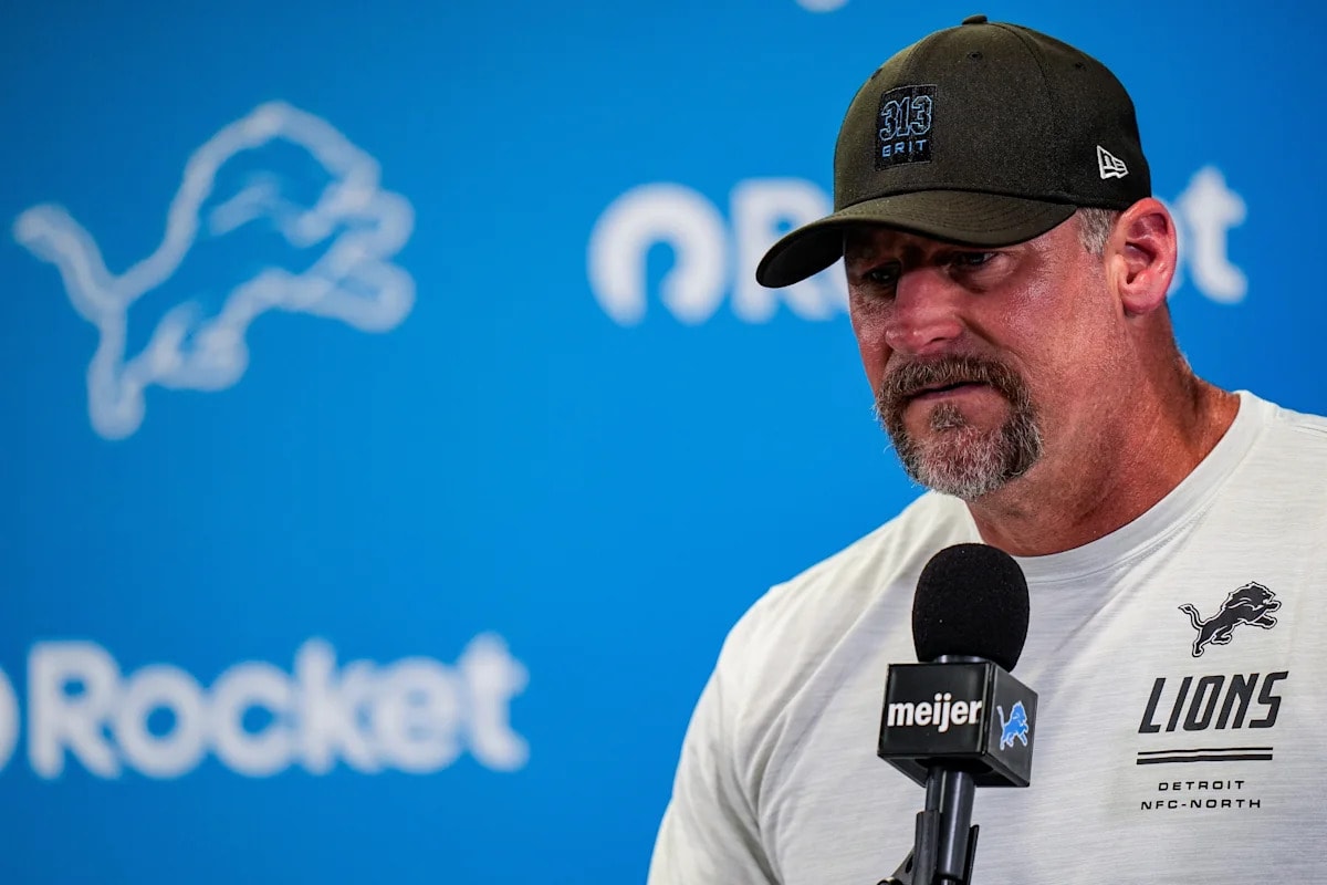 Dan Campbell tells high school football players to steady themselves before Michigan’s season begins