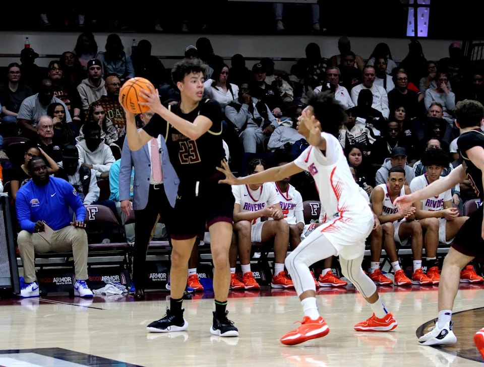 Brad Underwood faces a new balancing act as Illinois tries to fit elite freshmen and a transfer into its returning core