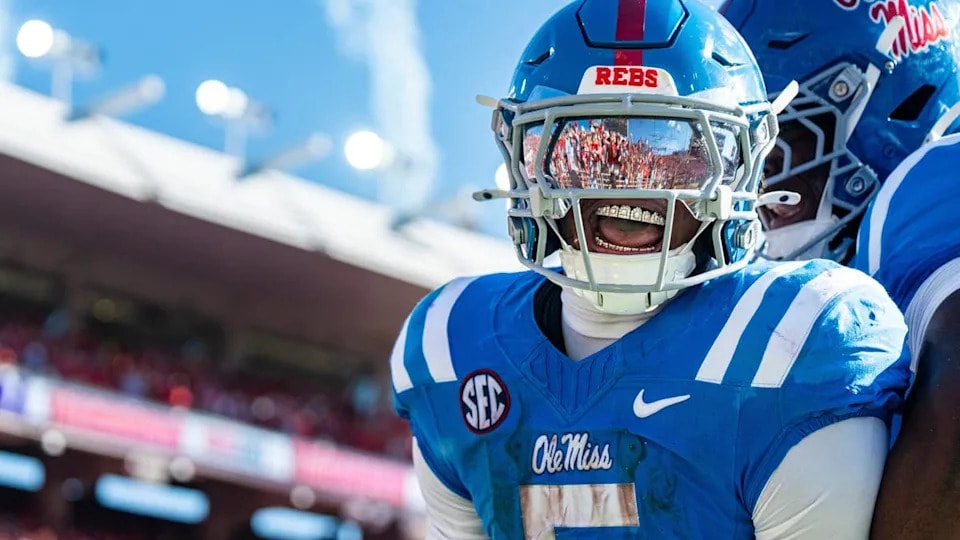 Yahoo Sports projects what the 2026 Coaches Top 25 could look like after Week 1’s first major slate