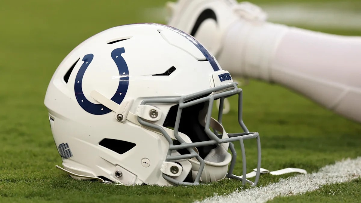 Colts promote veteran tight end Pharaoh Brown to active 53-man roster