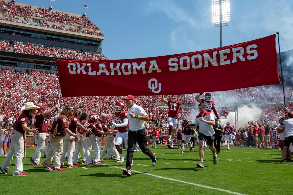 Oklahoma selects nine 2026 captains as Sooners look to snap a long national-title drought