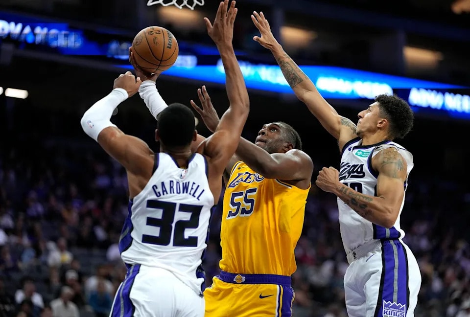 Lakers still waiting for preseason debuts of Walker Kessler and Collin Sexton, coach JJ Redick says