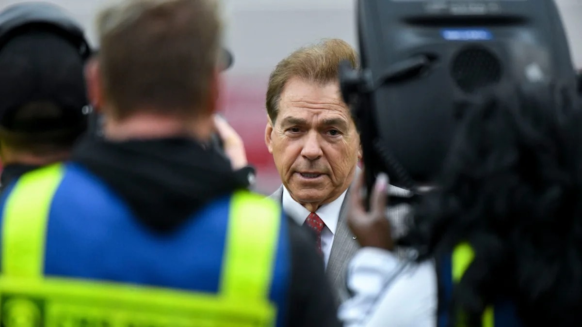 Opinion: Nick Saban’s championship “standard” and what it would sound like in Shane Beamer’s South Carolina