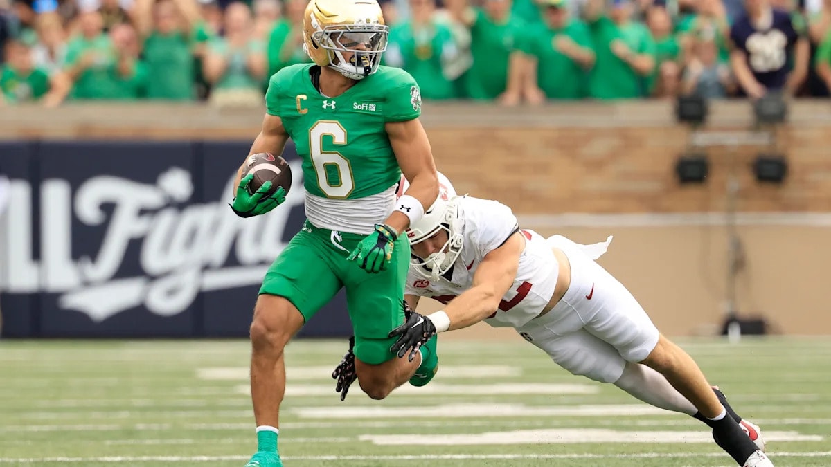 Notre Dame overwhelms Stanford 58-7, setting up a more demanding stretch