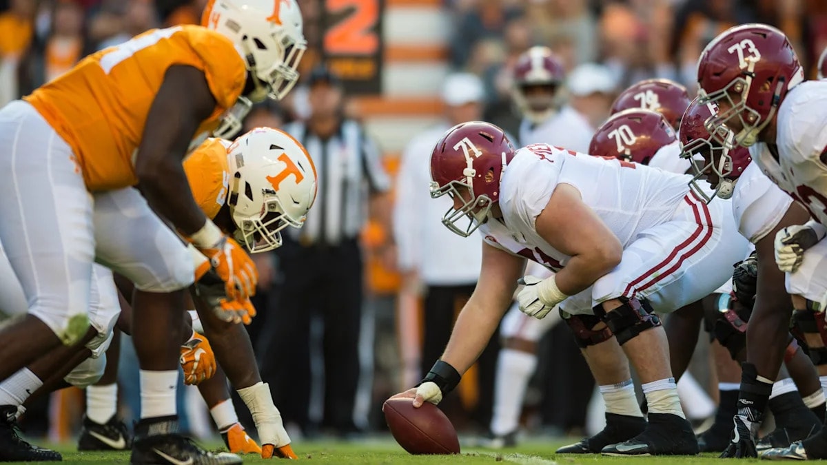 Bob Welton will officiate Alabama-Tennessee for 14th straight season, setting the tone for Oct. rivalry