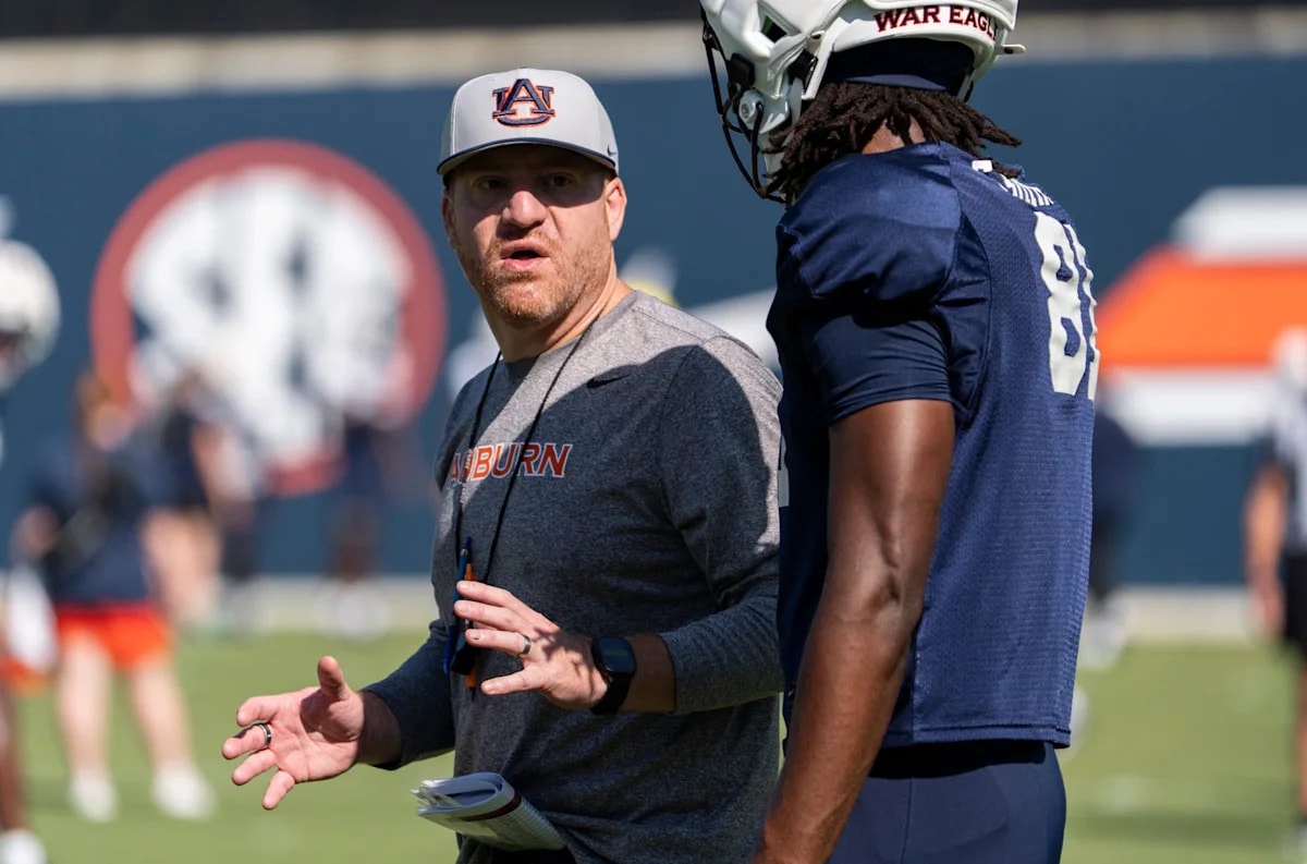 Alex Golesh details how Tray Taylor fits Auburn’s wide receiver rotation