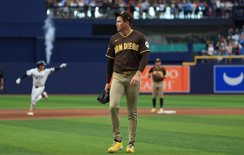 MLB’s playoff chase tightens as September approaches, with wild-card and division bids lining up for the final month