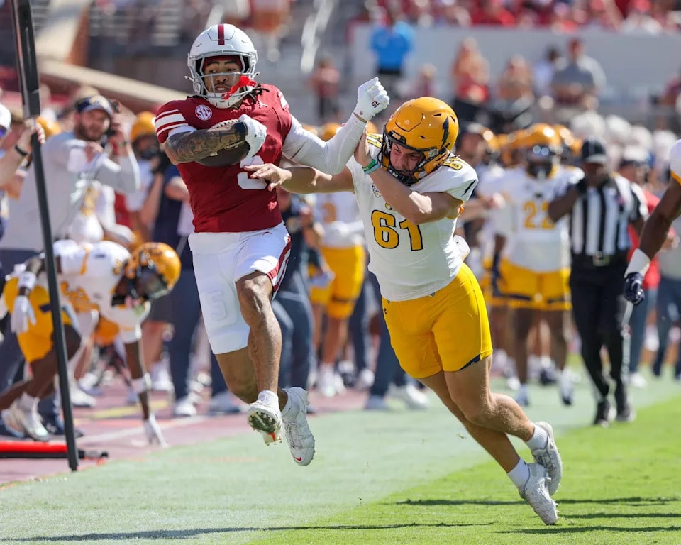 Oklahoma’s fall-camp depth chart projection tees up high expectations for the Sooners’ 2026 opener