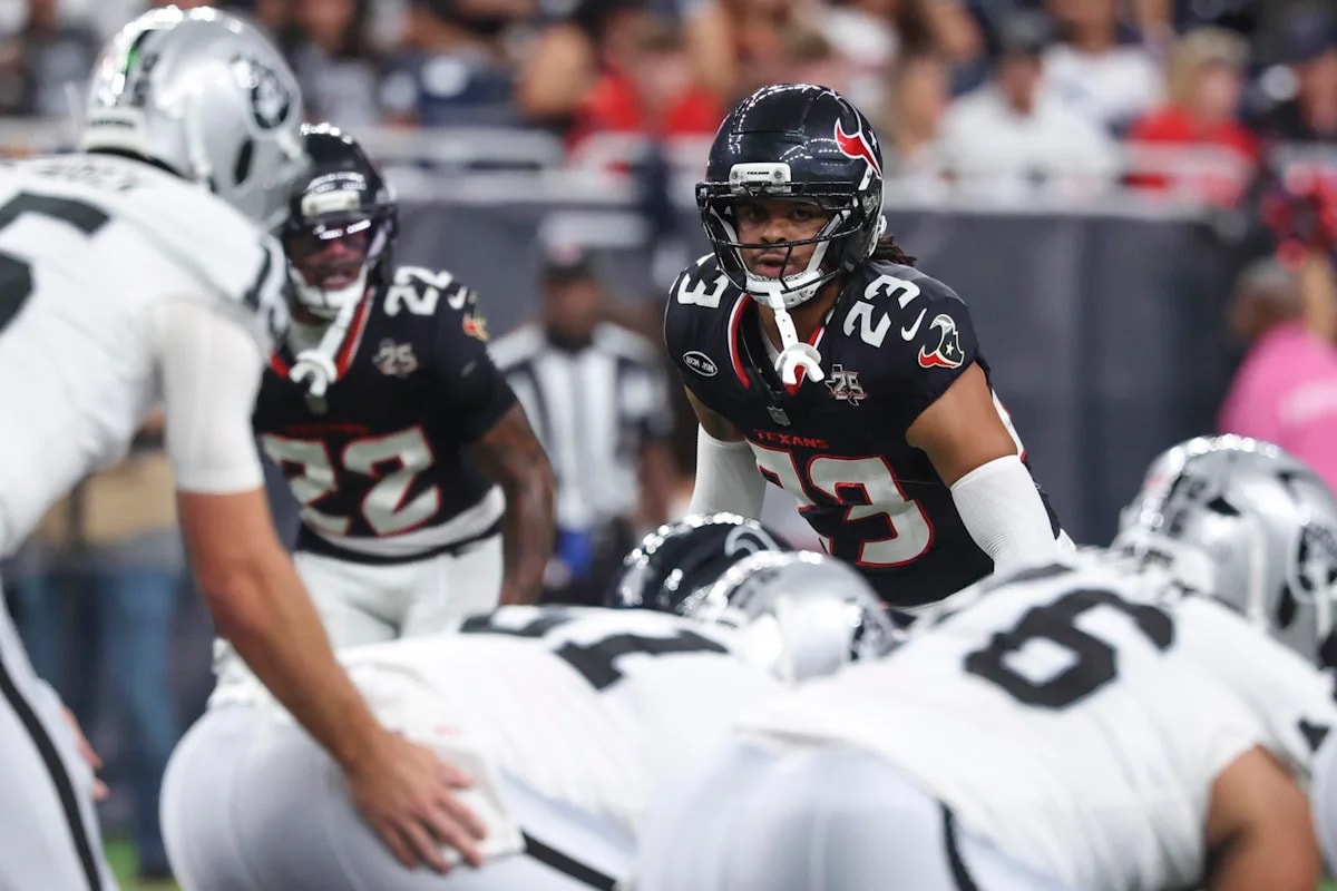 Penn State safety, former LSU receiver involved in a Patriots trade with Texans