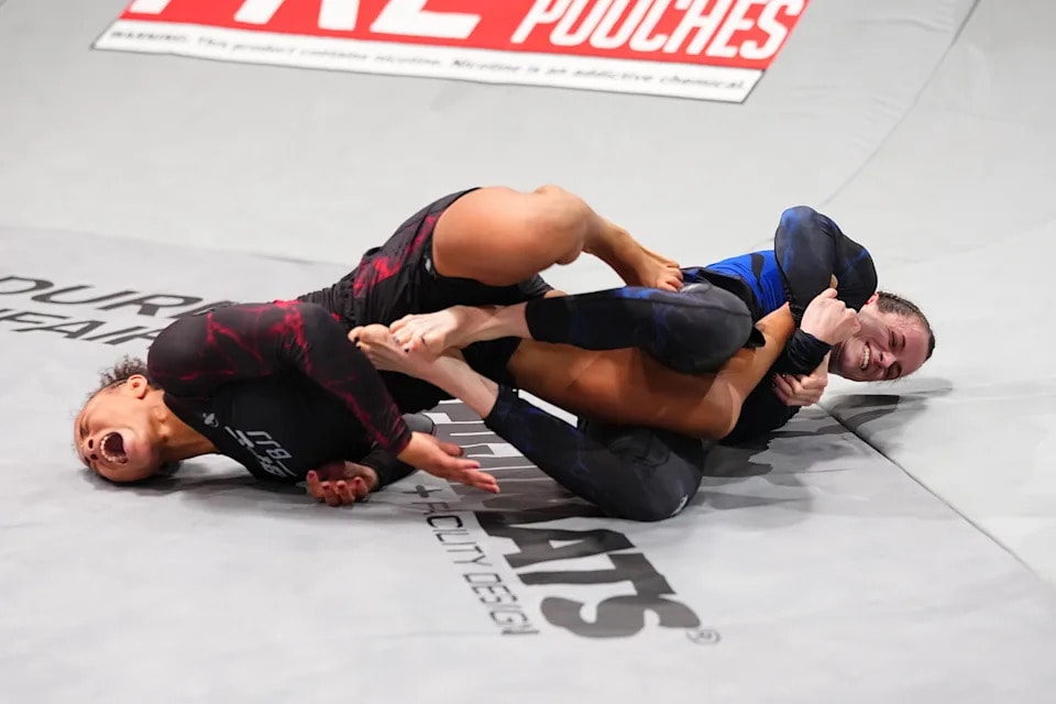 Cassia Moura outlasts Adele Fornarino in UFC BJJ 12 judging swing, becoming first two-division champion