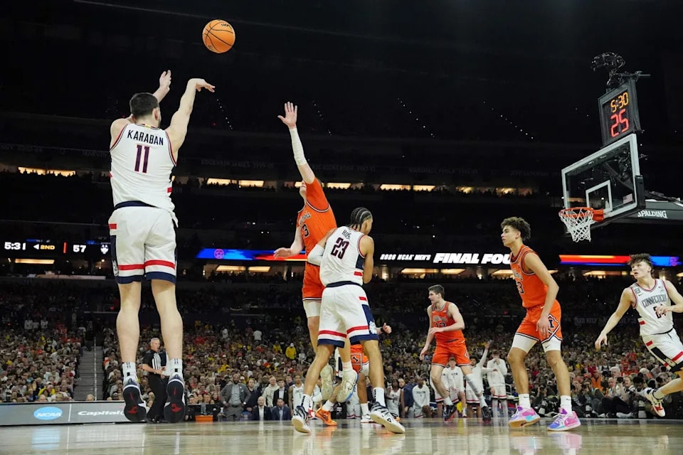 Field of 68 lists Illinois basketball No. 5 for hardest non-conference slate in 2026-27