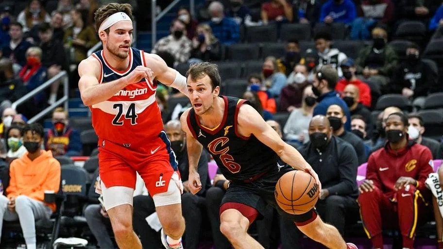 Reported: Kevin Pangos joins Tommy Lloyd’s Arizona staff for a new chapter after Gonzaga career