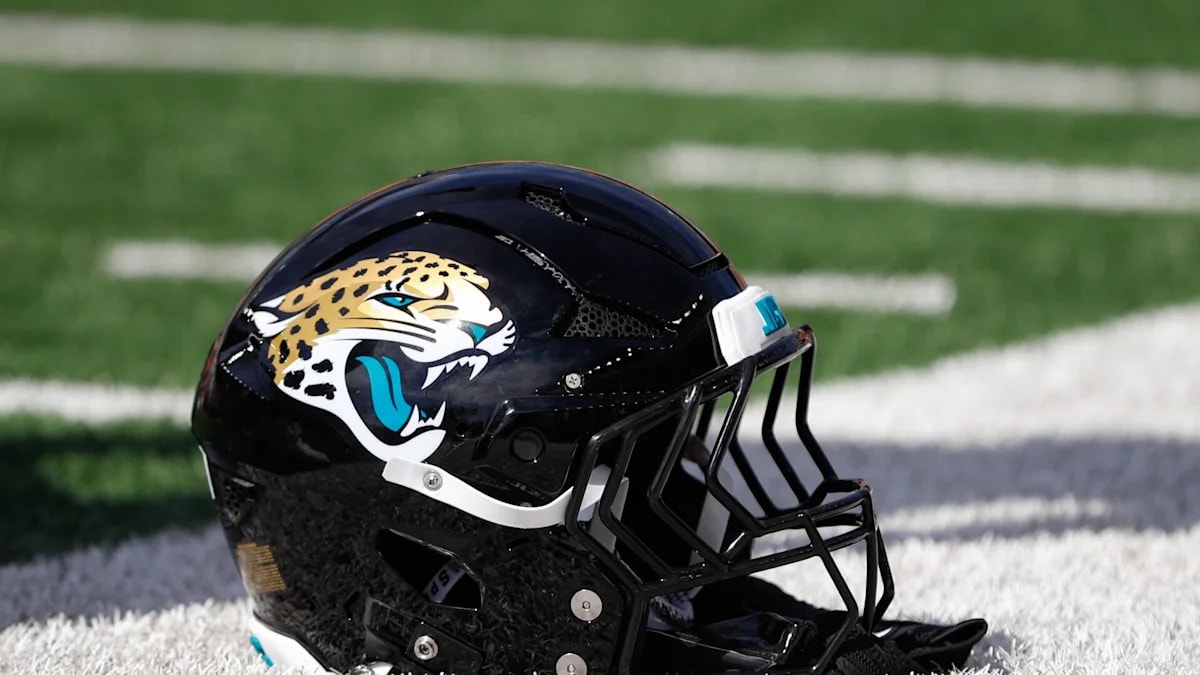 Jaguars add safety Kaevon Merriweather to active roster, elevating from practice squad
