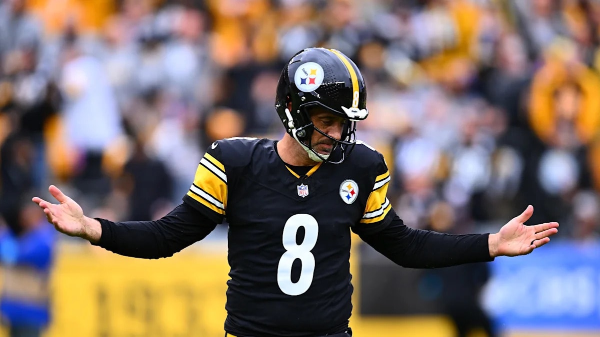 Rodgers strikes twice, Boswell nails 48-yard FG as Steelers take 17-13 lead over Colts at halftime